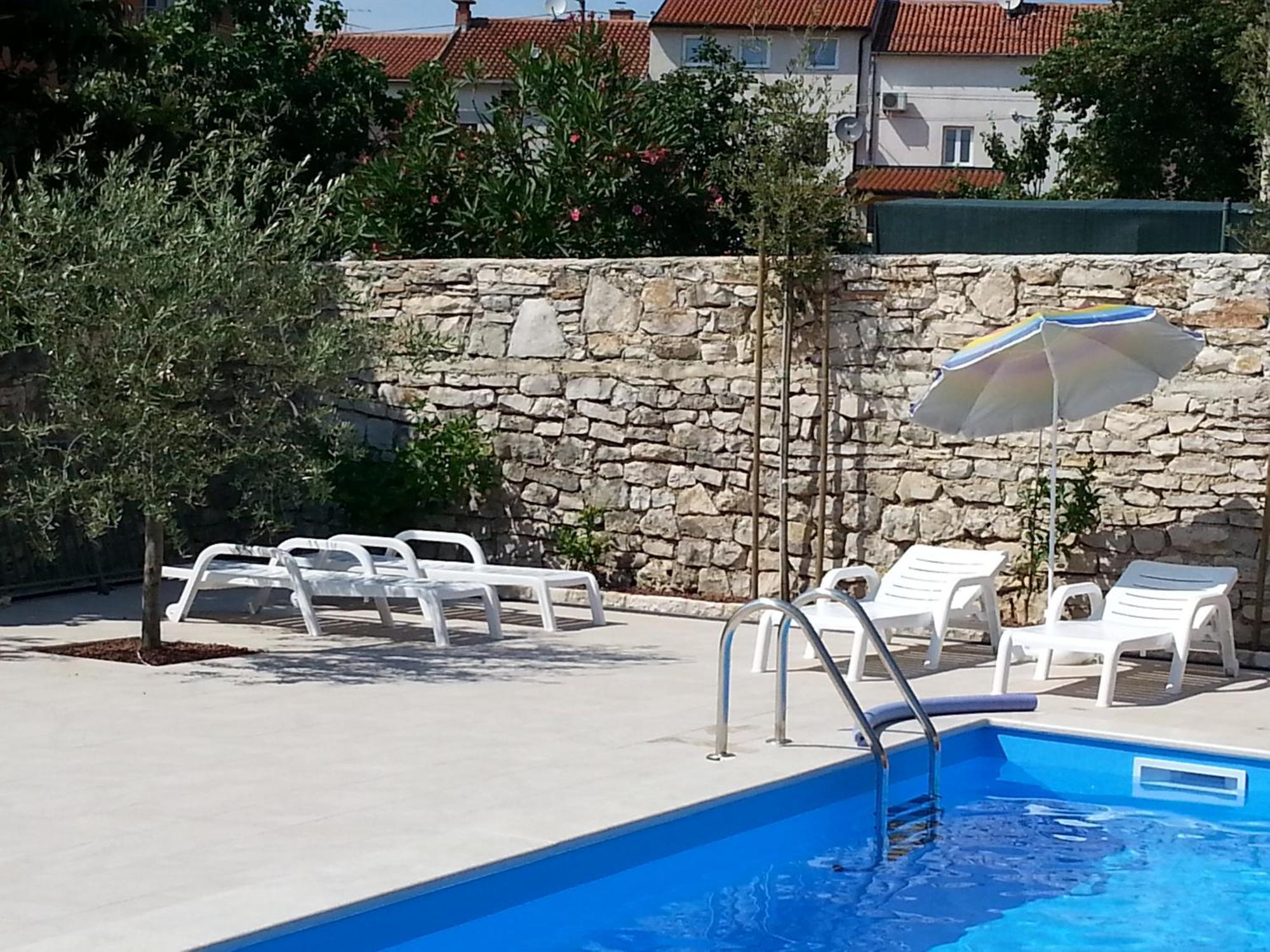 Summer Delight Apartments Савудрія Екстер'єр фото